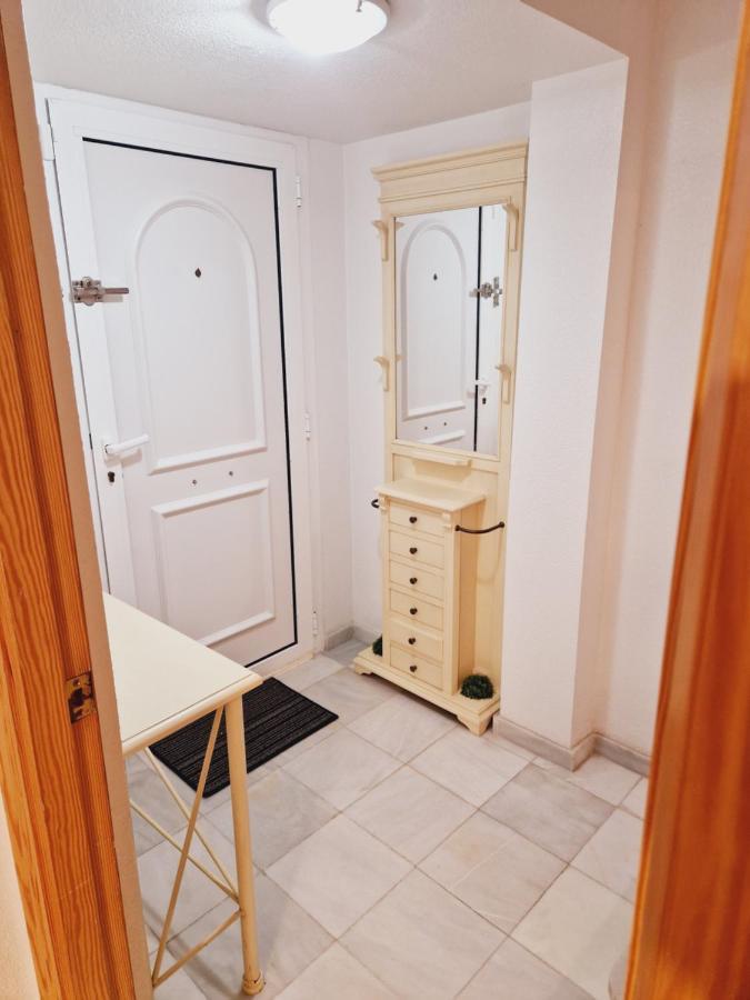 Magnifico Chalet Adosado En Torrevieja, Alicante. Ngoại thất bức ảnh