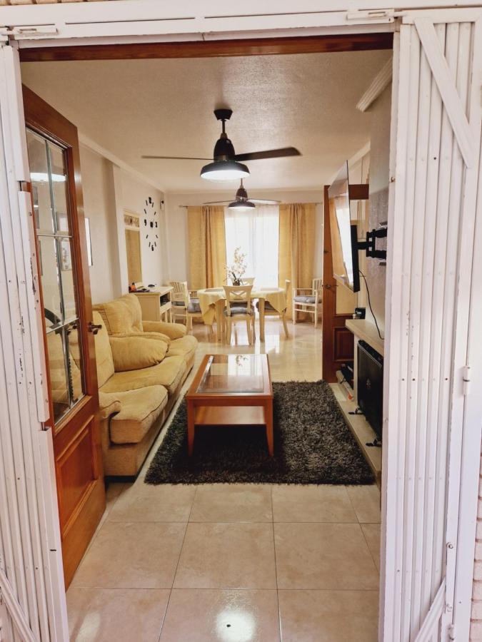 Magnifico Chalet Adosado En Torrevieja, Alicante. Ngoại thất bức ảnh