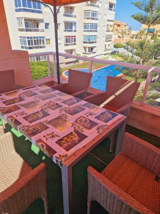Magnifico Chalet Adosado En Torrevieja, Alicante. Ngoại thất bức ảnh