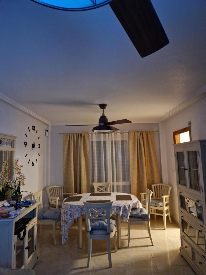 Magnifico Chalet Adosado En Torrevieja, Alicante. Ngoại thất bức ảnh