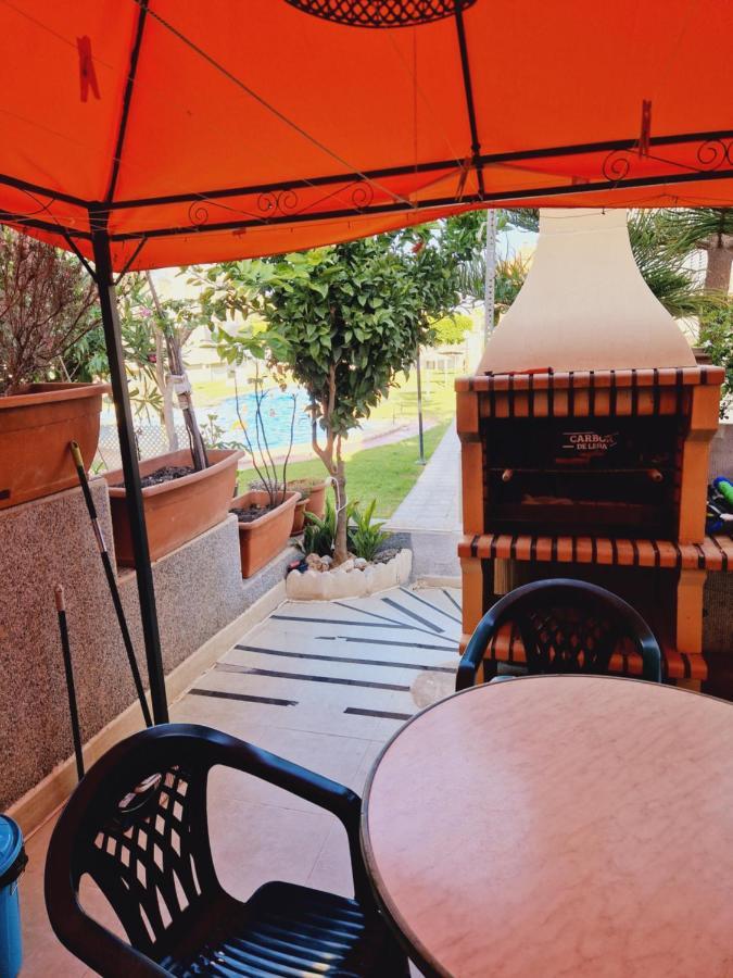 Magnifico Chalet Adosado En Torrevieja, Alicante. Ngoại thất bức ảnh